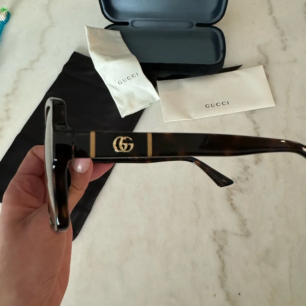 New Gucci Sunglasses - Picture 10 of 15